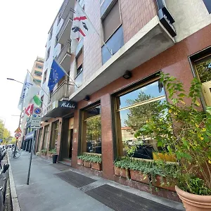 Sant'ambroeus Hotel