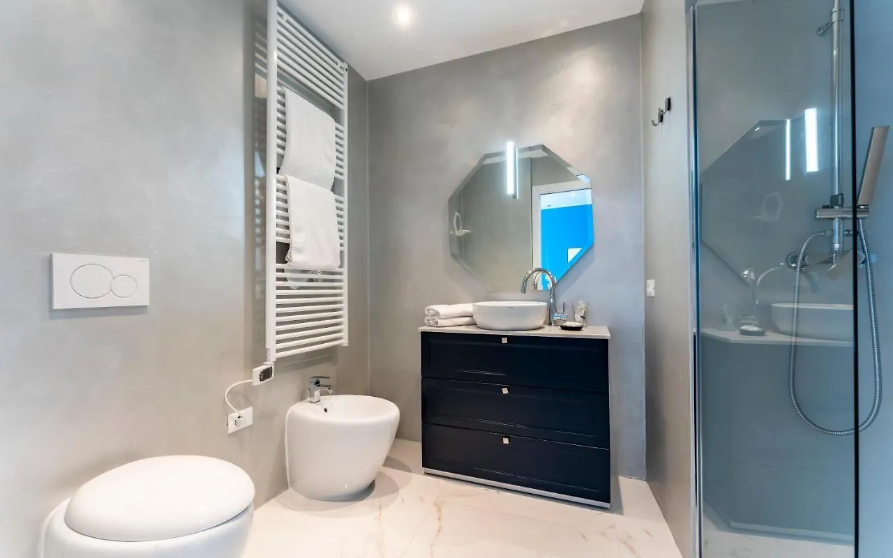 Missori Suites Mediolan 0*,  Włochy